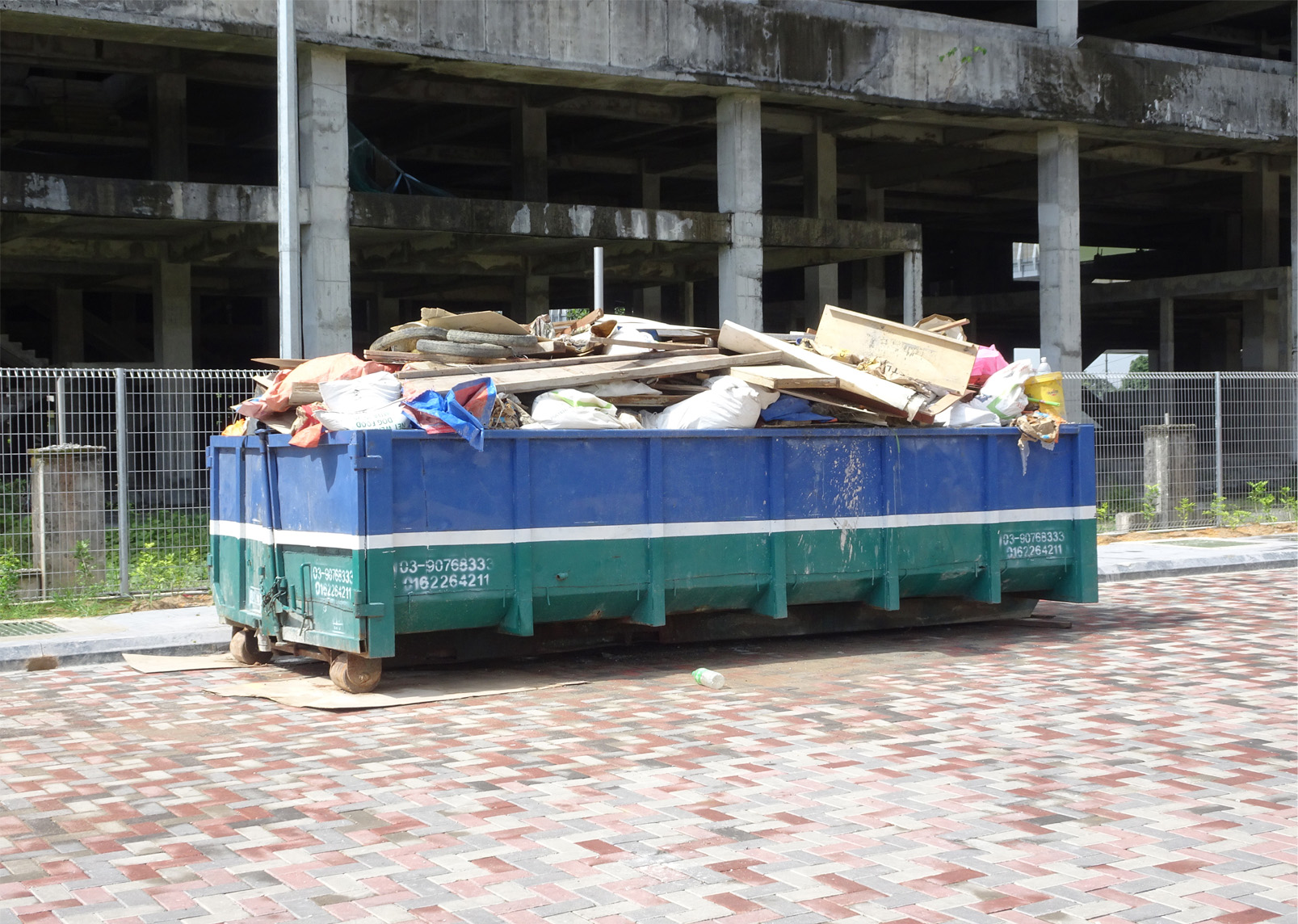 Dumpster King - Rolloff Dumpster